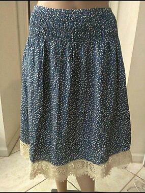 NWOT SILK BLEND Sundance Blue Polka Dot A-Line Skirt Cream Lace Hem SZ. ?